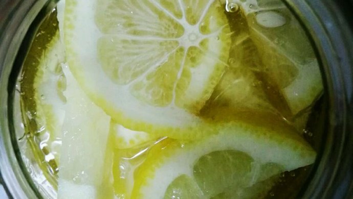 自制柠檬蜂蜜茶