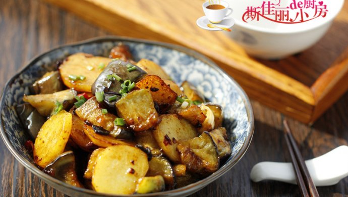 豆豉辣炒茄子土豆片