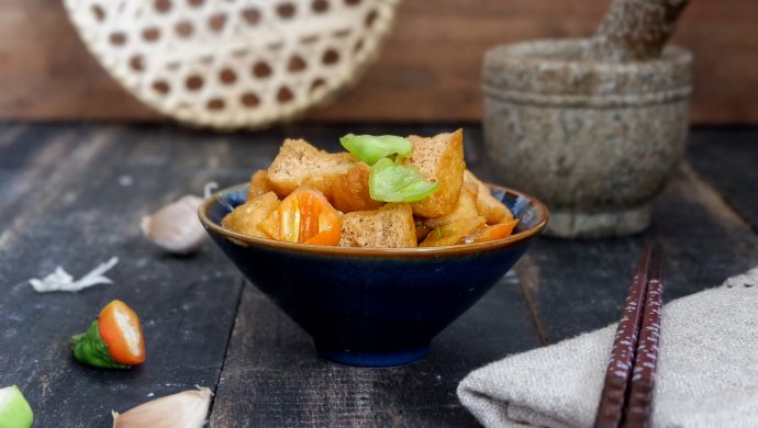 尖椒油豆腐