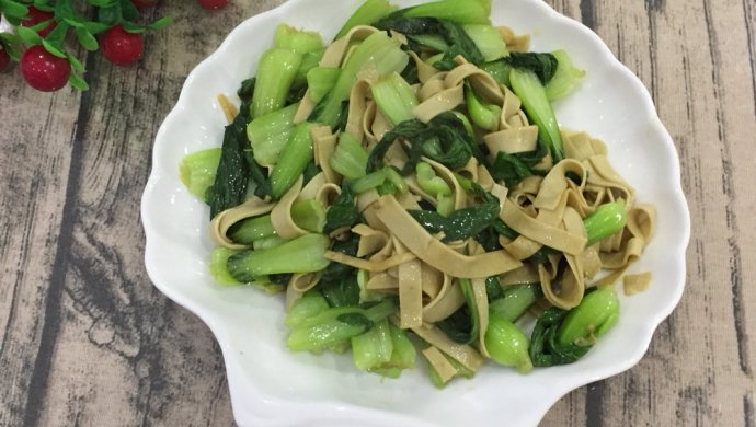 青菜炒千张