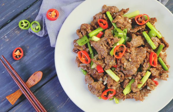备受喜爱的小炒牛肉，妥妥的下饭菜！