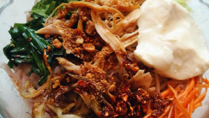 鸡丝豆花凉米线
