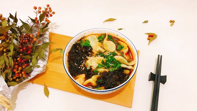鲜香牛肉酸汤水饺