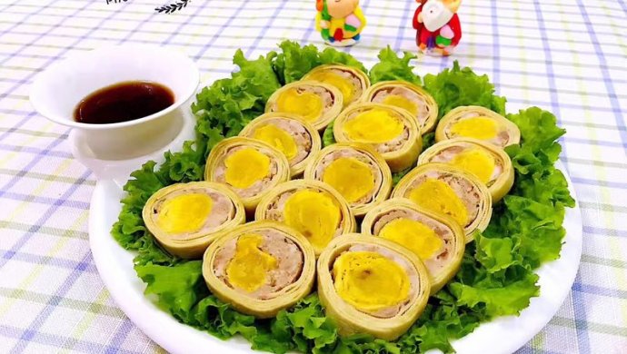 千张鲜肉卷咸蛋黄