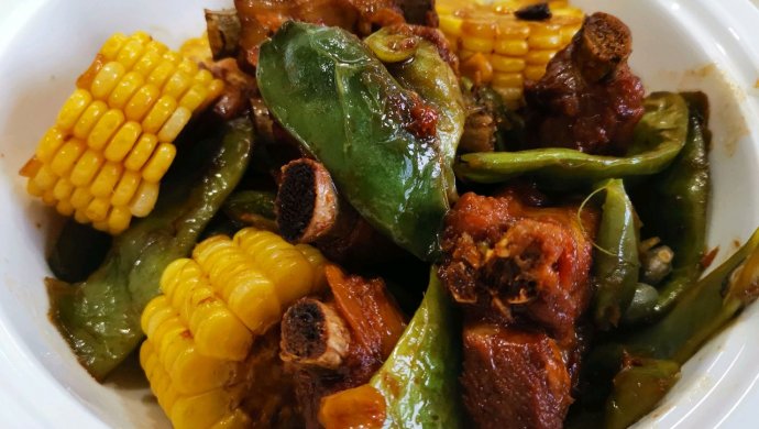 炖排骨玉米油豆角