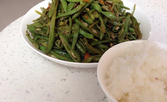 家常素炒豆角丝