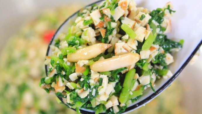 松仁马兰头拌香干