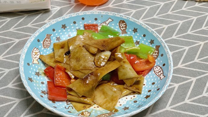 黄豆酱炒豆皮