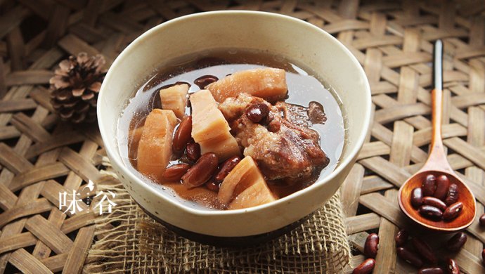 红腰豆莲藕煲猪骨