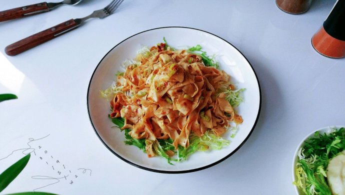 葱辣麻酱油豆皮