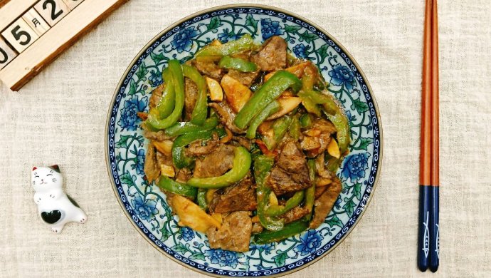 菜椒杏鲍炒猪肝