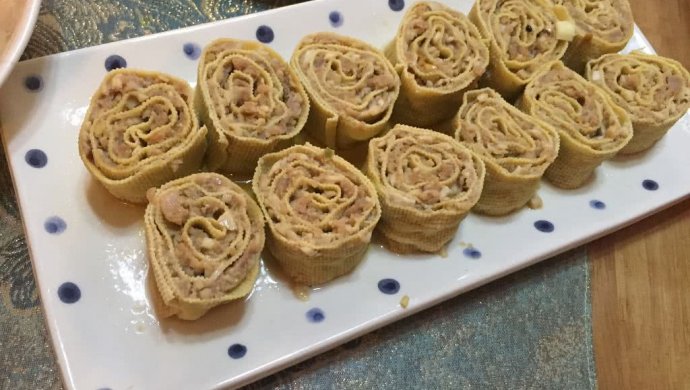 健康蒸菜―千张杏鲍菇肉卷