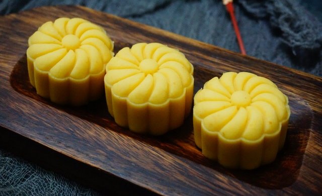奶香绿豆糕