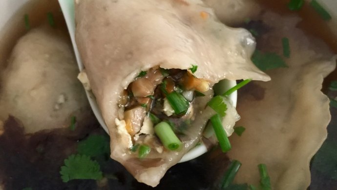 荠菜薯粉饺