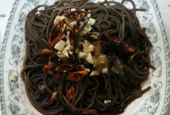 酸辣蕨根粉