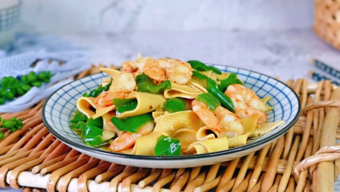干豆腐青椒炒虾仁