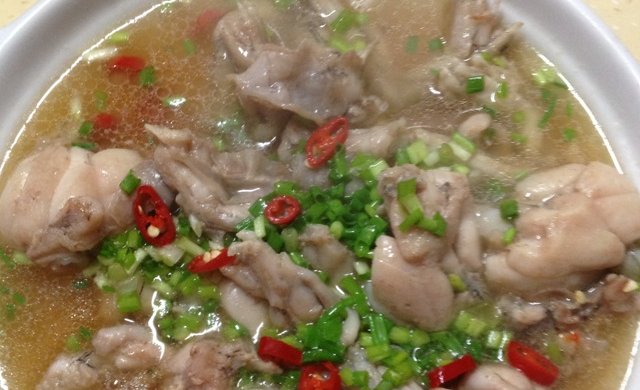 葱油牛蛙