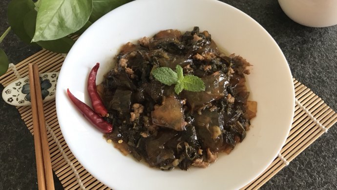 咸菜肉末粉皮
