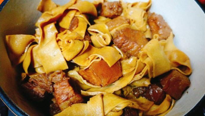 红烧肉百叶结
