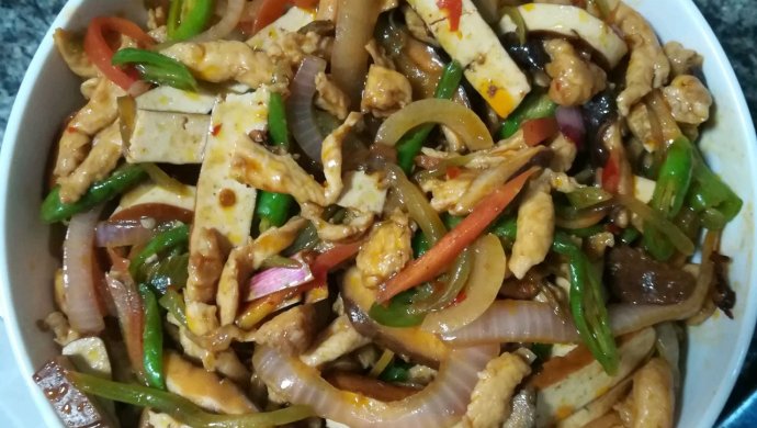豆干香菇炒鸡胸肉