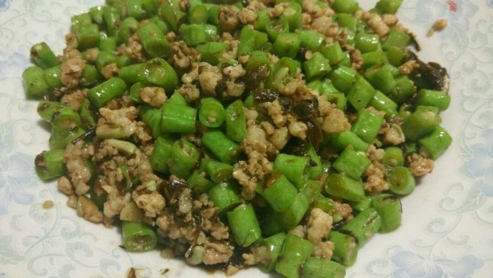 橄榄菜豆角肉末