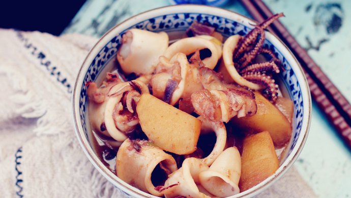 土豆酱焖鱿鱼