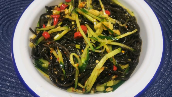 酸辣蕨根粉