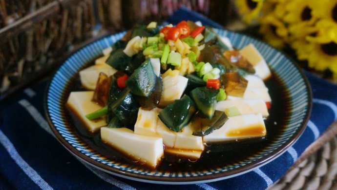 皮蛋豆腐