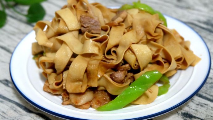 豆腐皮炒肉