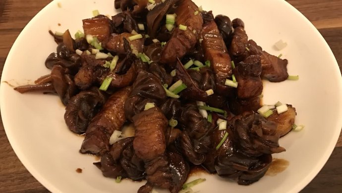 百叶结烧红烧肉