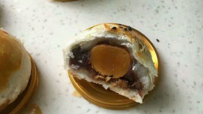 蛋黄酥――酥的掉渣（猪油皮配方）