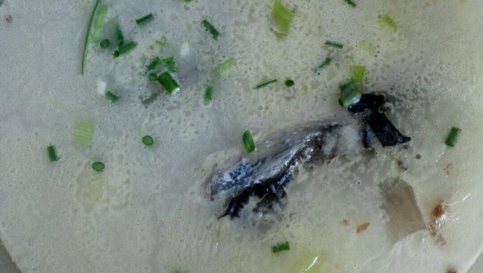 鱼头粉皮汤