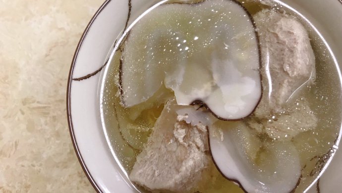 海底椰川贝炖瘦肉