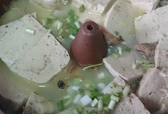河蚌豆腐煲