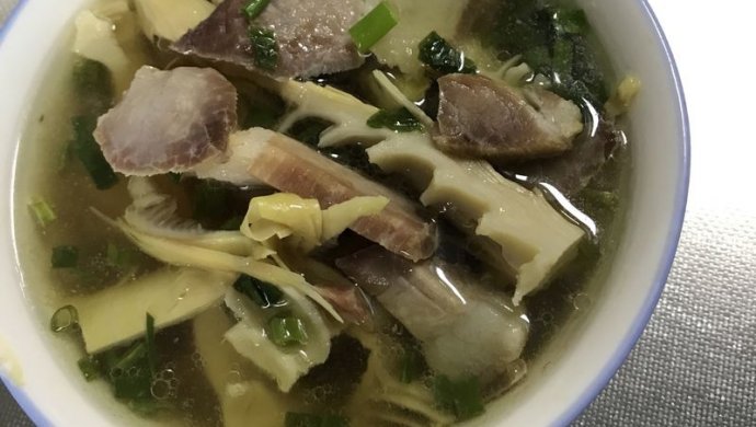 咸肉笋干汤