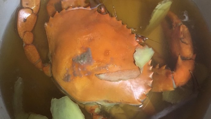 月子菜 青蟹炖酒---怀孕晚期也可使用的补品