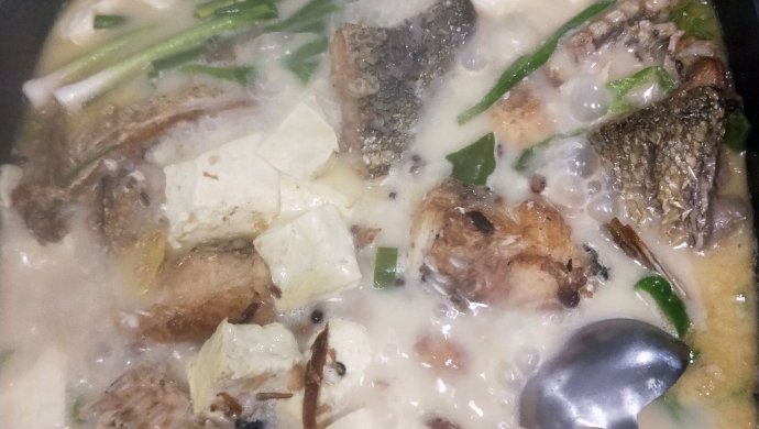 黄焖青鱼火锅