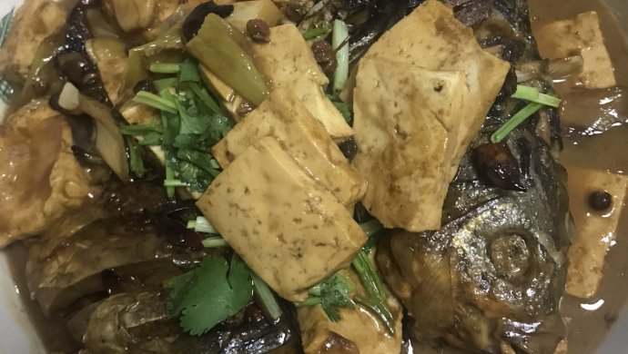 鲤鱼炖豆腐