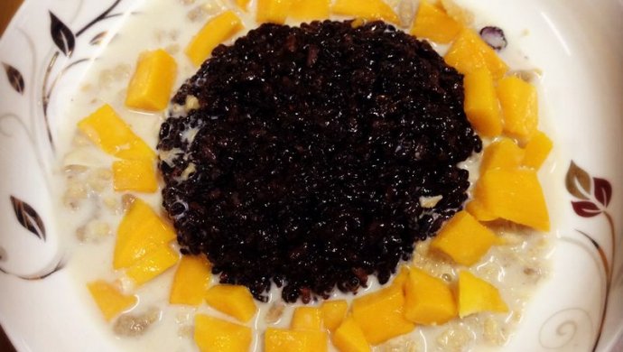 芒果黑糯米饭