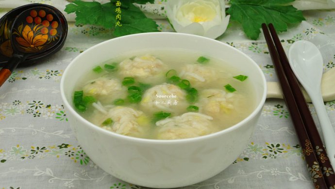 挂面鸡肉丸