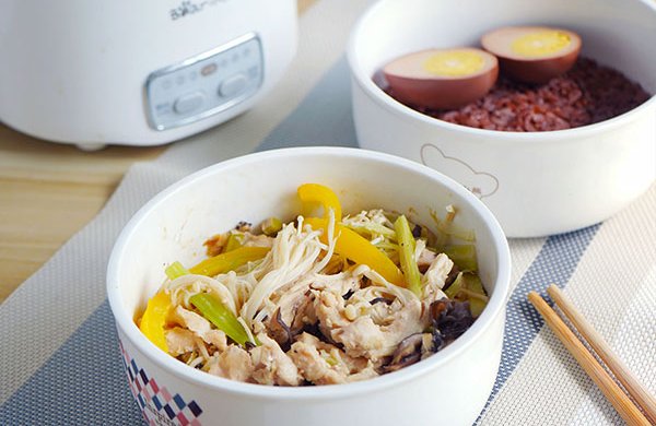 带饭便当也有高颜值--周四杂菇蒸鸡配糙米饭