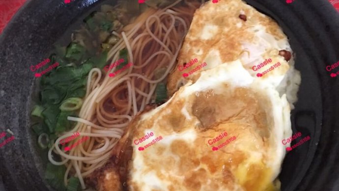煎蛋挂面