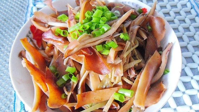 蒸乌贼干