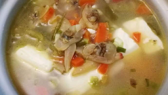 酸辣豆腐蚬子(籽虾)汤