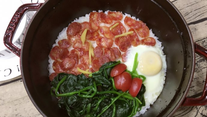 腊肉煲仔饭
