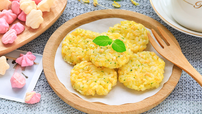 蛋黄豆腐饼