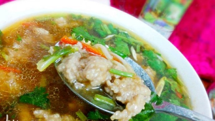 酸汤肉丸儿  营养开胃好味道