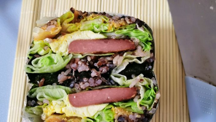 藜麦糙米饭团