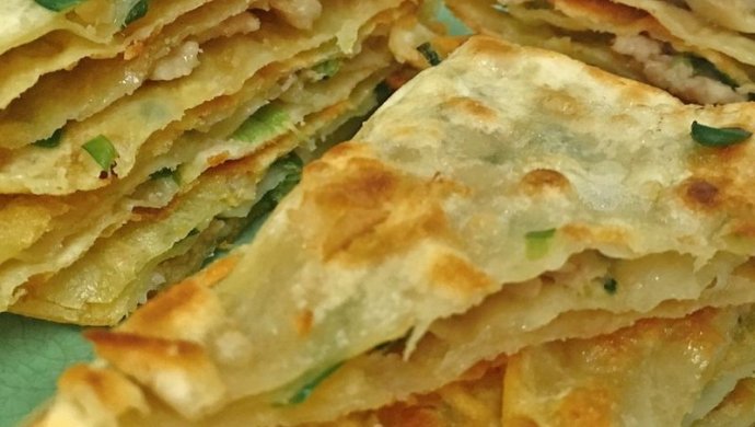 馄饨皮葱油饼