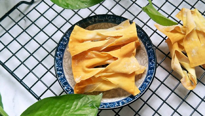 馄饨皮咸麻花
